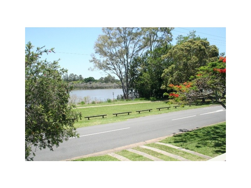 79 Nadine Street, Graceville QLD 4075