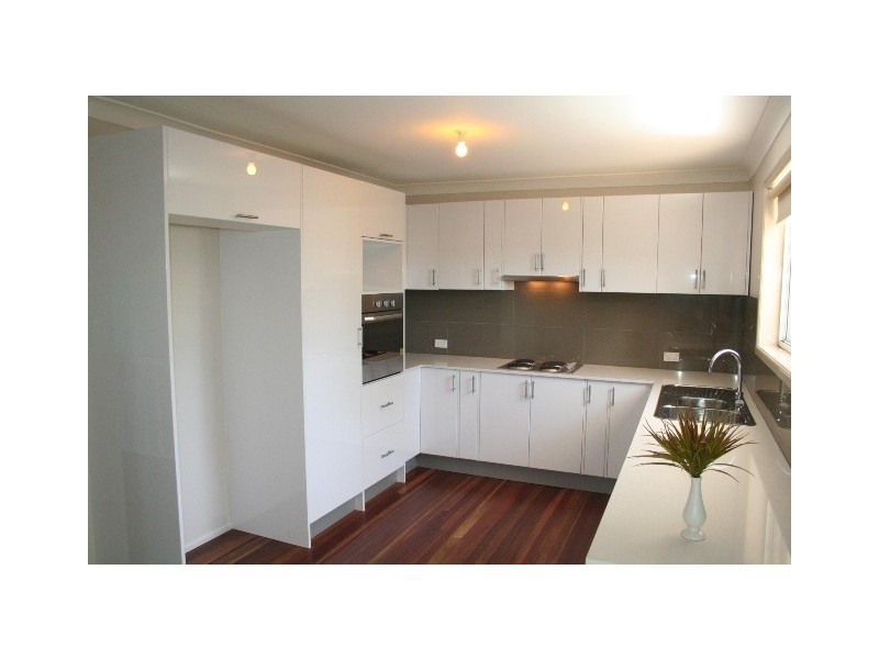 3 Tofanella St, Fig Tree Pocket QLD 4069