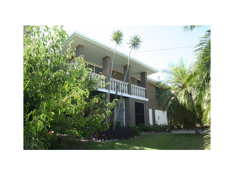 3 Tofanella St, Fig Tree Pocket QLD 4069