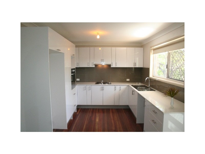 3 Tofanella St, Fig Tree Pocket QLD 4069