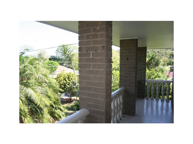 3 Tofanella St, Fig Tree Pocket QLD 4069