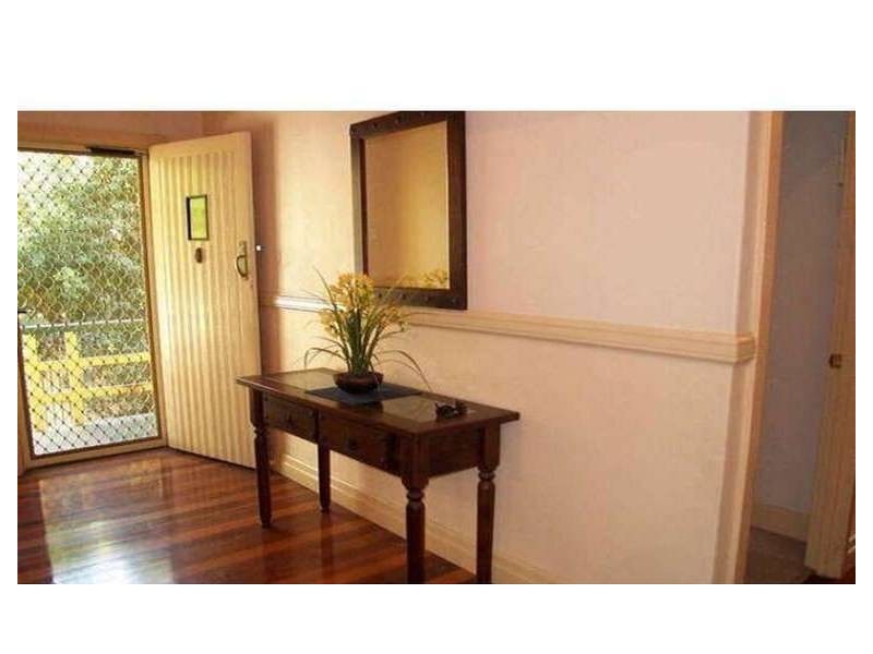 21 Waverley Street, Annerley QLD 4103