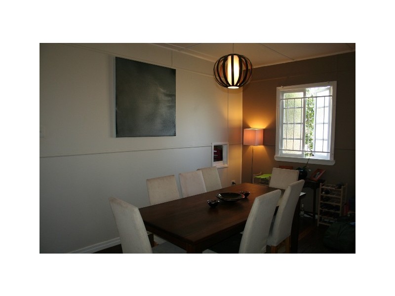 74 Dewar Tce, Sherwood QLD 4075