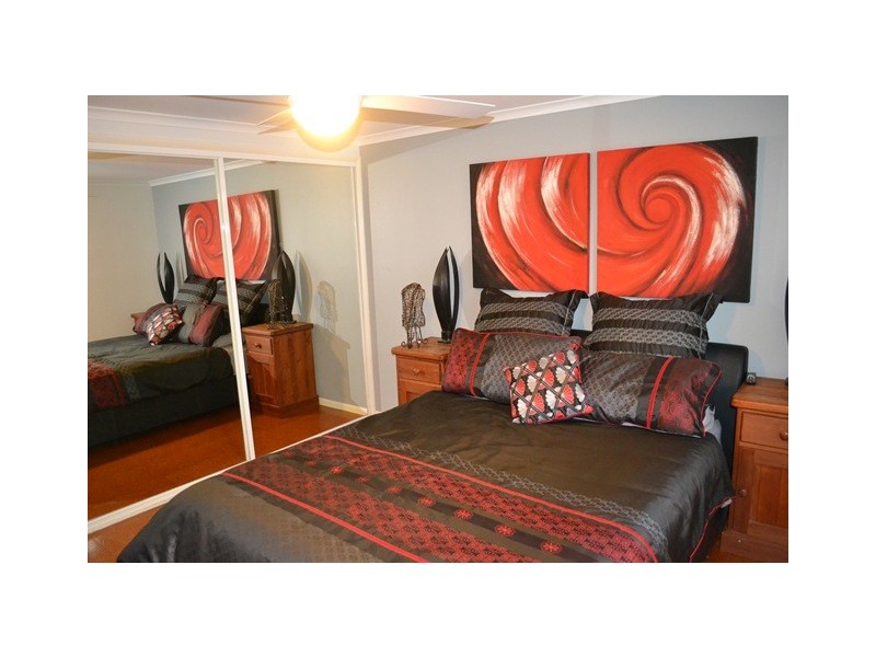 98 Graceville Ave, Graceville QLD 4075