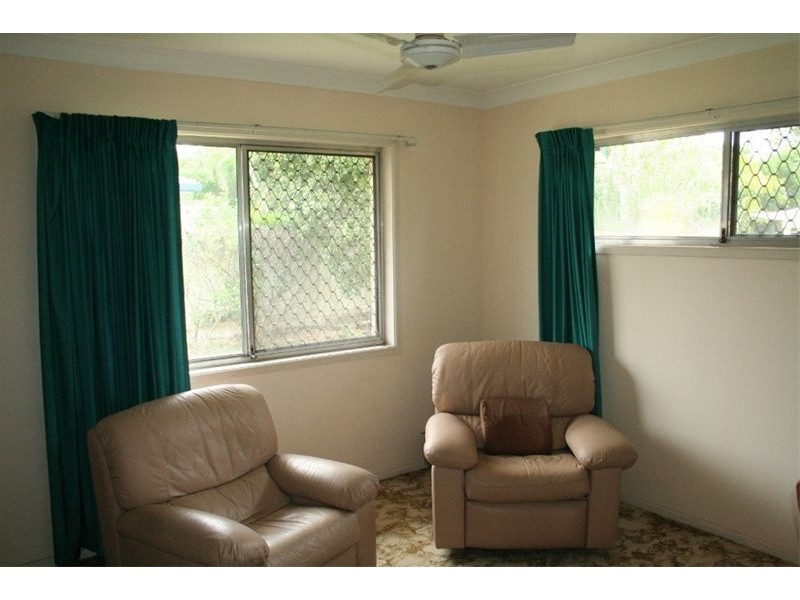 24 Edmondson Street, Corinda QLD 4075