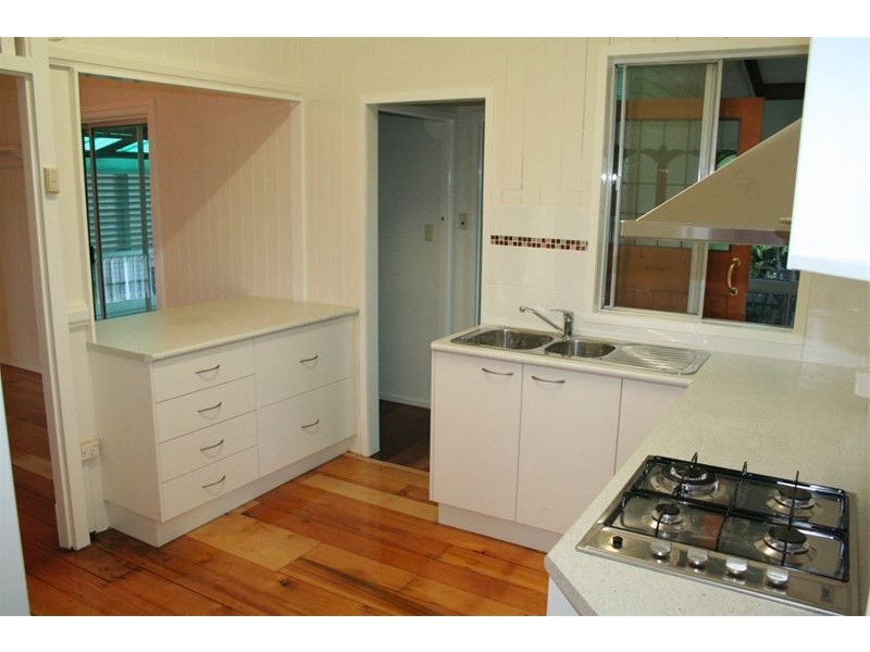 28 Churchill Street, Graceville QLD 4075