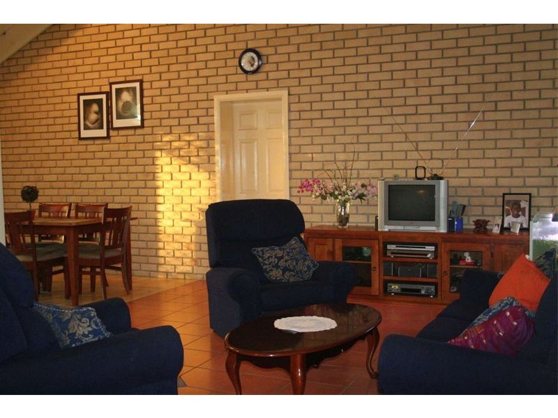 10 Brushtail Crescent, Doolandella QLD 4077