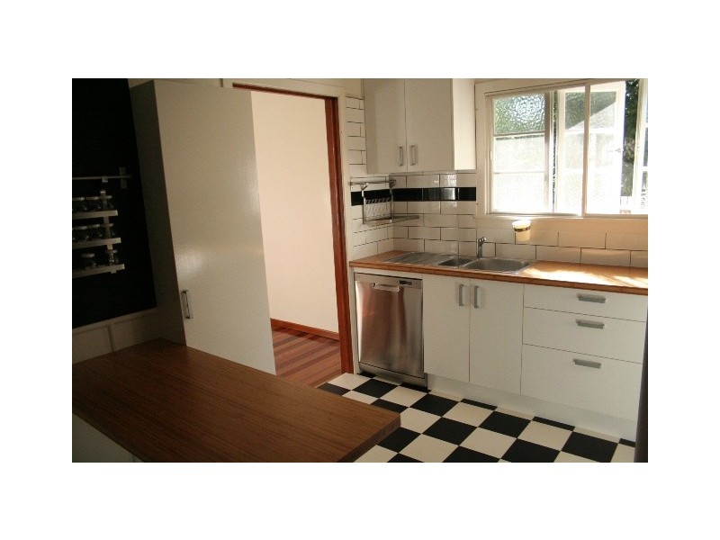 118 Appel St, Graceville QLD 4075