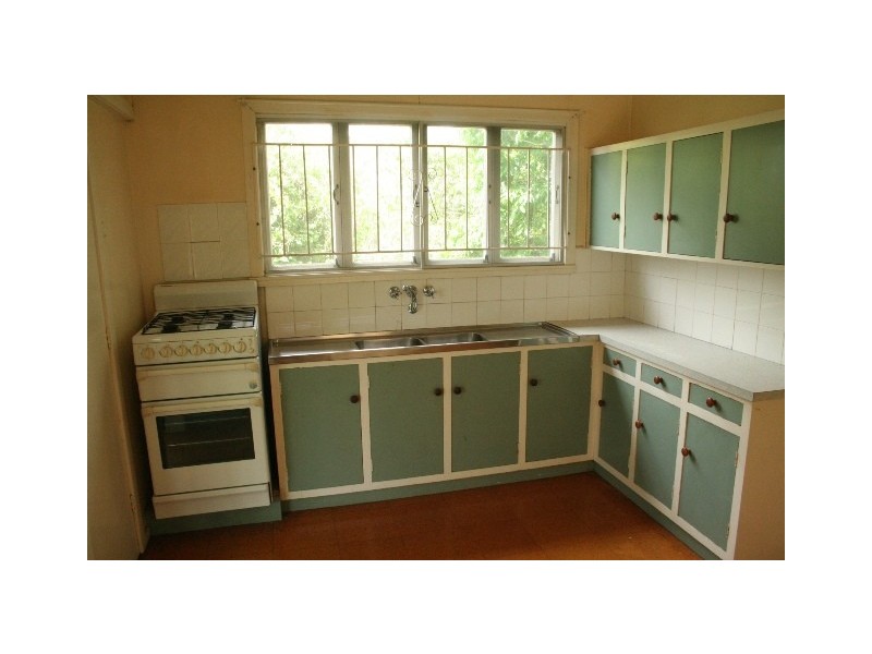 59 Manchester Tce, Indooroopilly QLD 4068