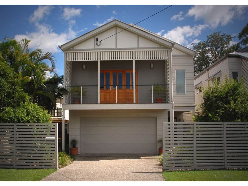 18 Borden Street, Sherwood QLD 4075