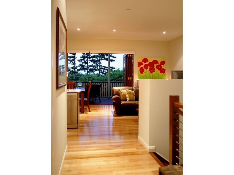 18 Borden Street, Sherwood QLD 4075