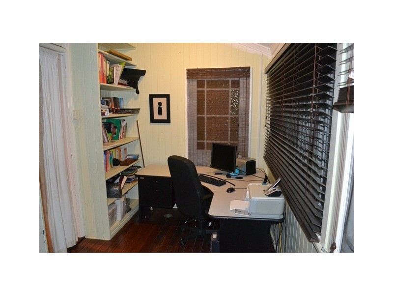 98 Graceville Ave, Graceville QLD 4075