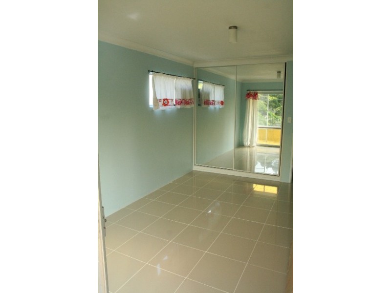 2/73 Honour Ave, Chelmer QLD 4068