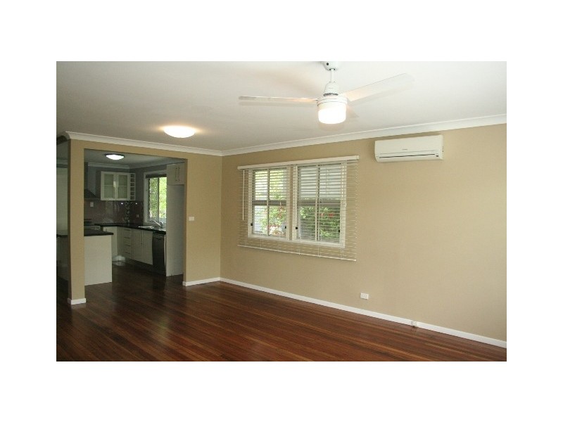 5 Calston Street, Oxley QLD 4075