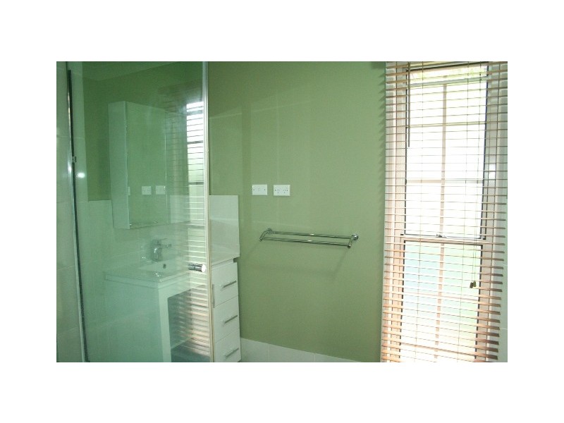 5 Calston Street, Oxley QLD 4075