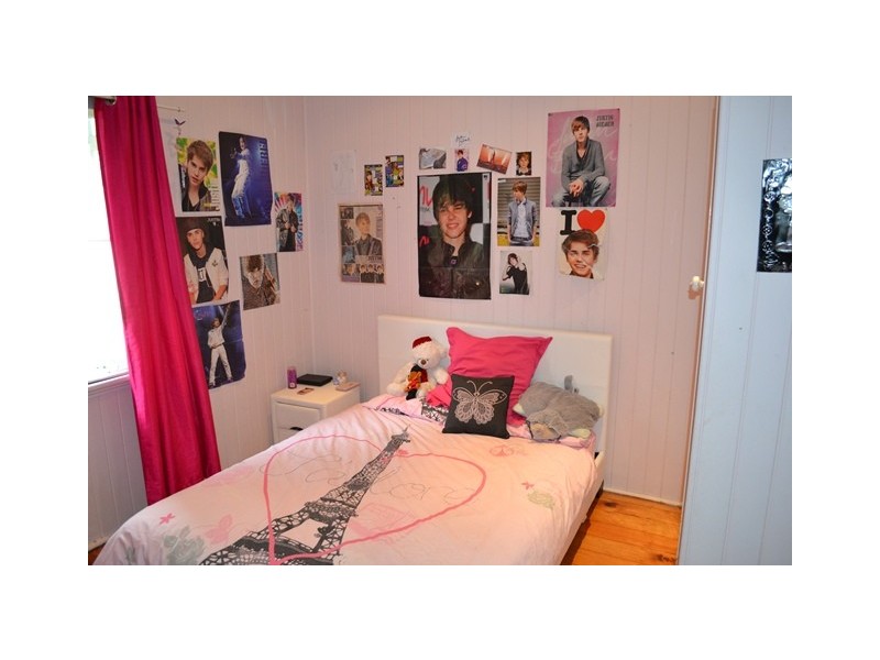 98 Graceville Ave, Graceville QLD 4075