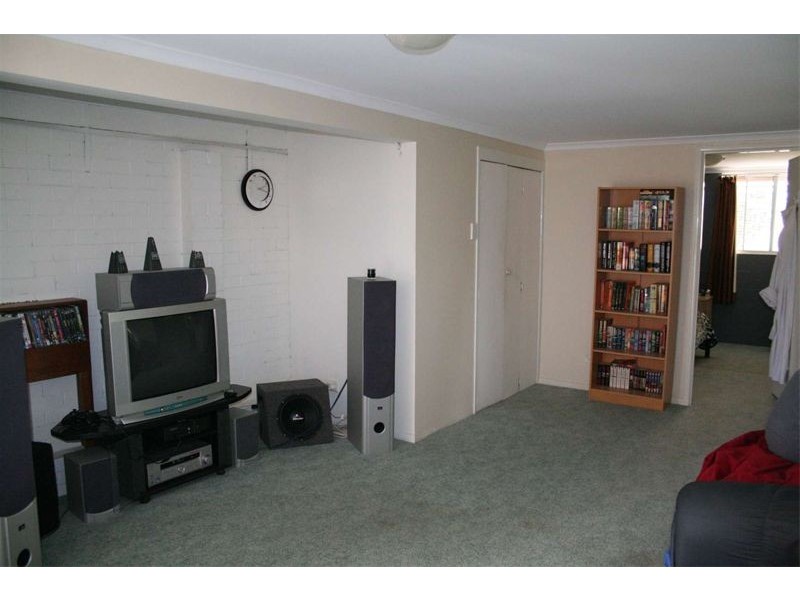 225  Englefield Road, Oxley QLD 4075