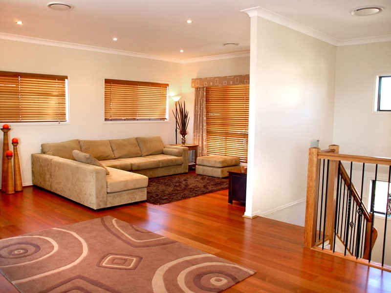 82 Gibson Crescent, Bellbowrie QLD 4070