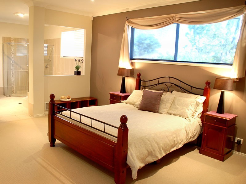 82 Gibson Crescent, Bellbowrie QLD 4070