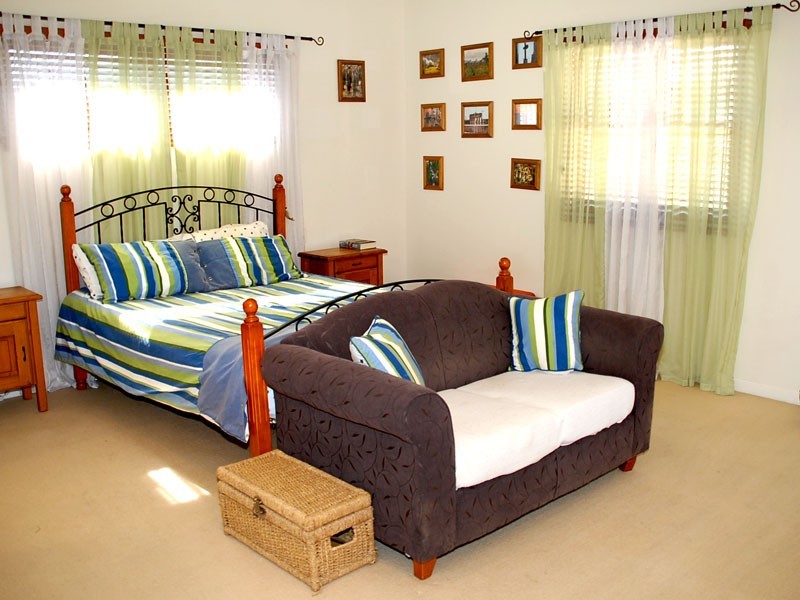 79  Berry Street, Sherwood QLD 4075