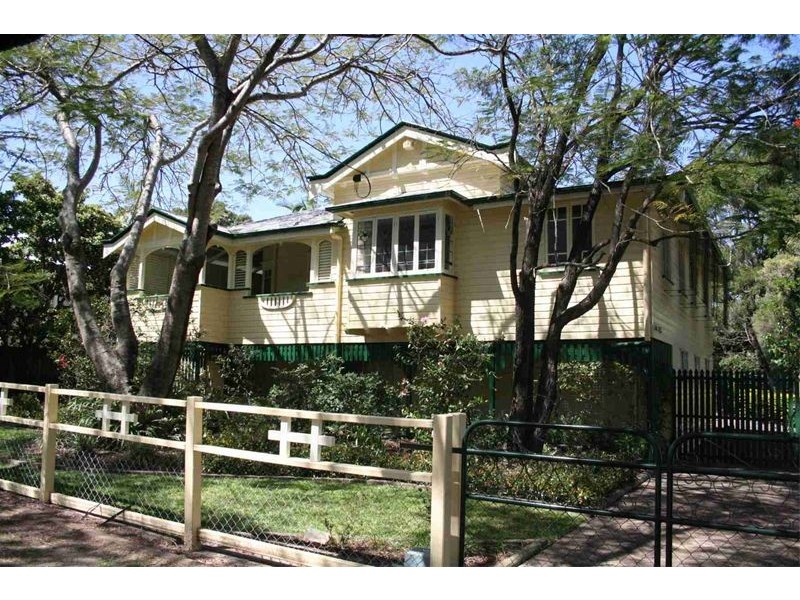 36  Weinholt Street, Sherwood QLD 4075