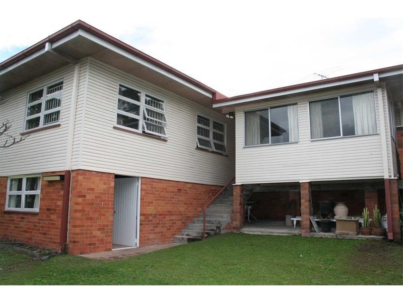 58  Premier Street, Oxley QLD 4075