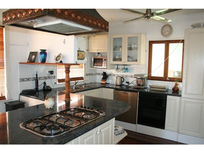 91  Graceville Avenue, Graceville QLD 4075