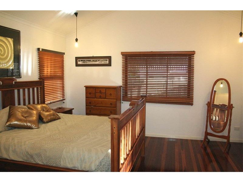 91  Graceville Avenue, Graceville QLD 4075