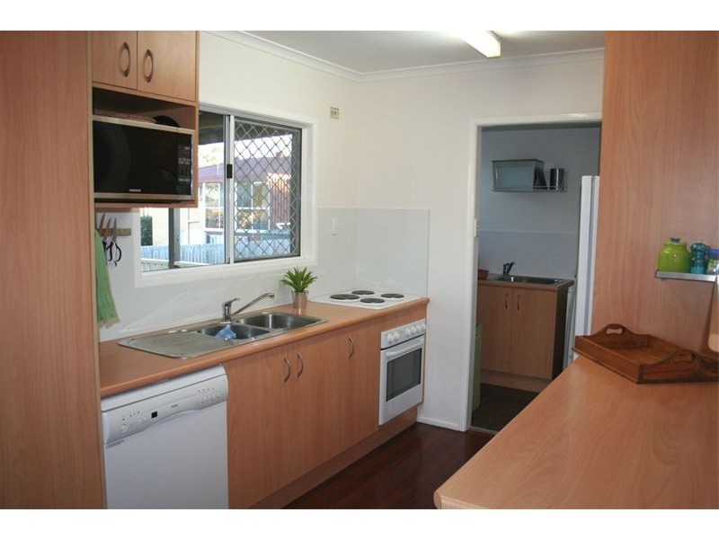 85  Irwin Terrace, Oxley QLD 4075