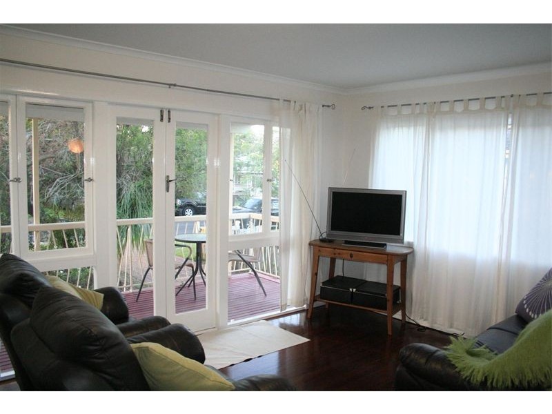 85  Irwin Terrace, Oxley QLD 4075