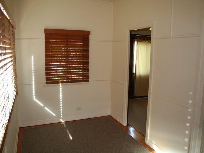 155  Verney Road East, Graceville QLD 4075