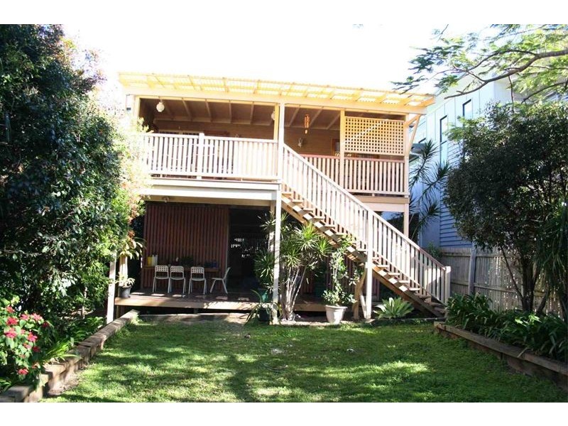 64  Borden Street, Sherwood QLD 4075