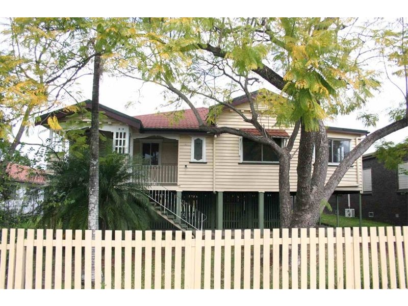 15  Allardyce Street, Graceville QLD 4075