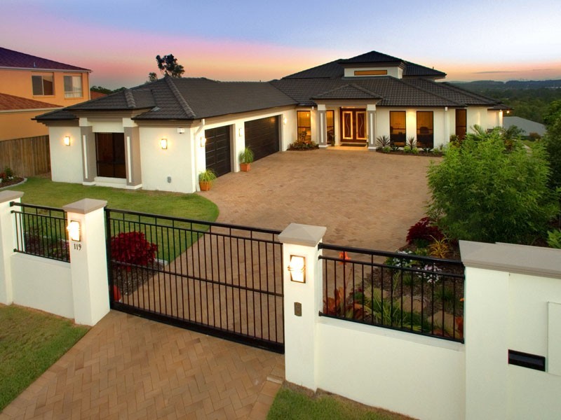 119 Gibson Crescent, Bellbowrie QLD 4070