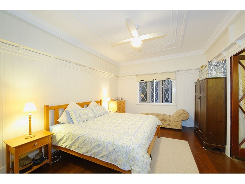 14  Woodberry Avenue, Sherwood QLD 4075