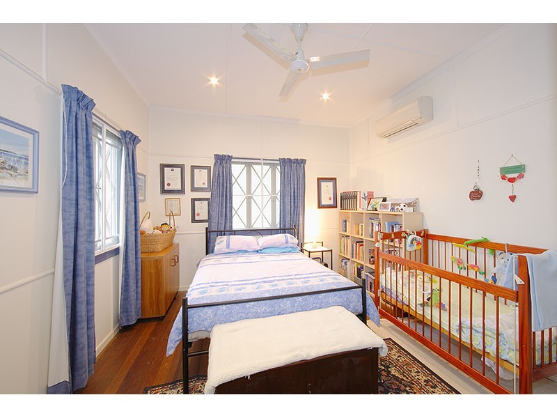 14  Woodberry Avenue, Sherwood QLD 4075