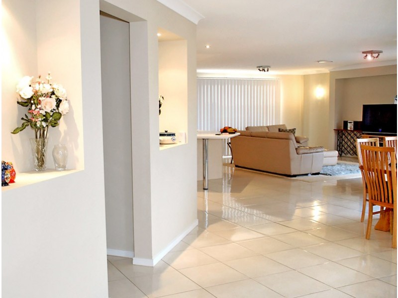 53  Grange Place, Moggill QLD 4070