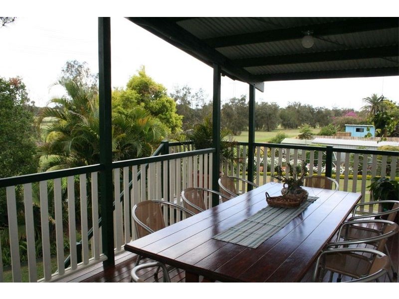 10  Lawson Street, Oxley QLD 4075