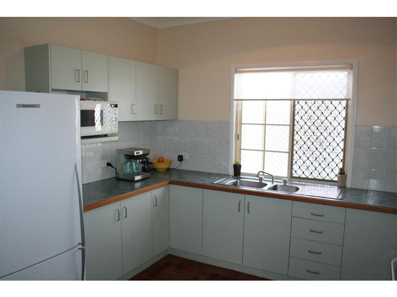 449 Honour Avenue, Graceville QLD 4075