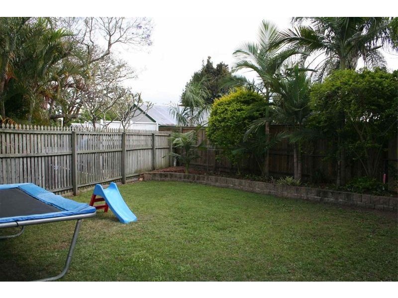 449 Honour Avenue, Graceville QLD 4075