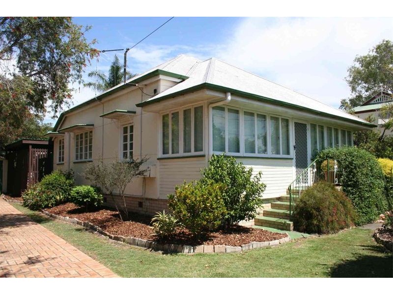 44  Skew Street, Sherwood QLD 4075