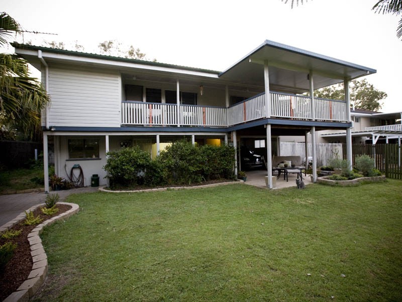 63  Muirlea Street, Oxley QLD 4075
