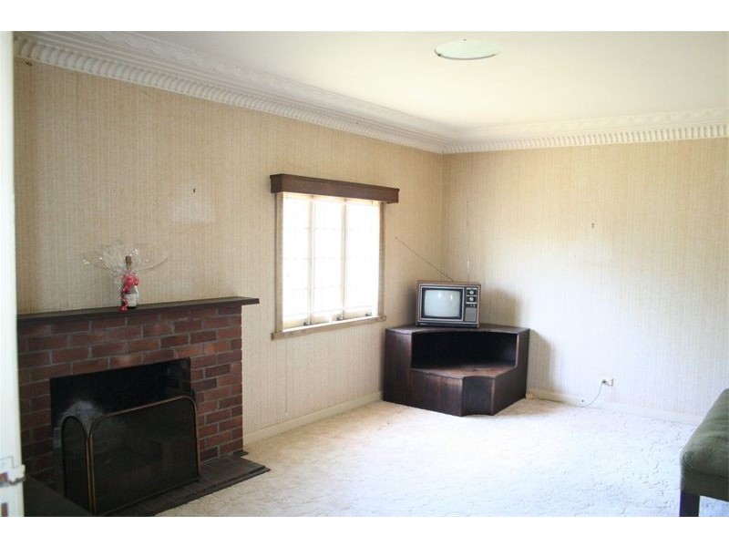 48  Bank Road, Graceville QLD 4075