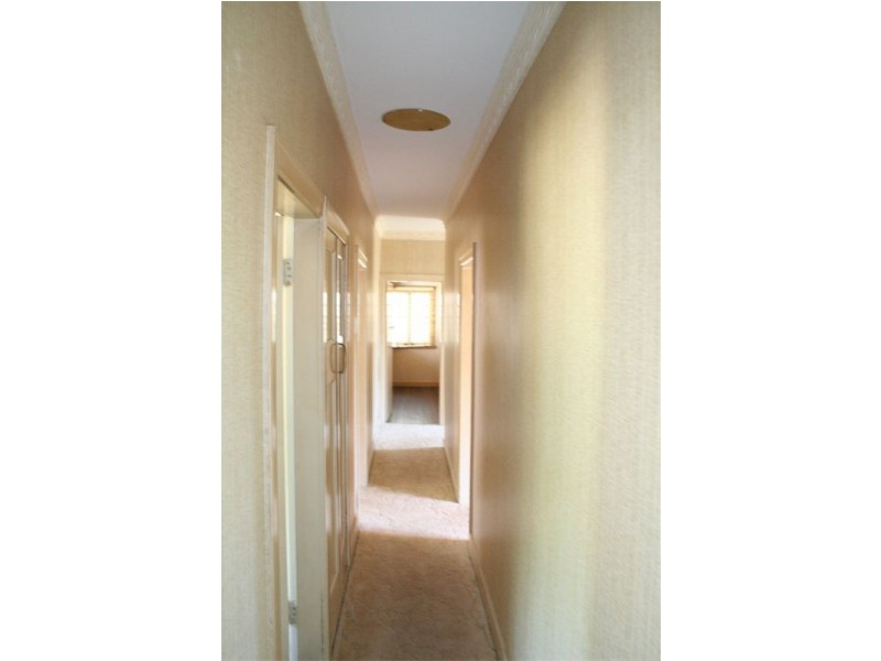 48  Bank Road, Graceville QLD 4075