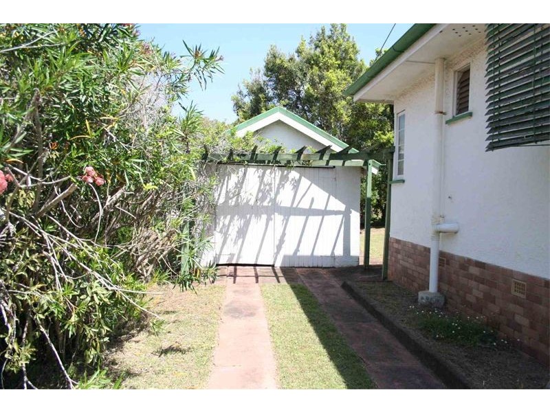 48  Bank Road, Graceville QLD 4075