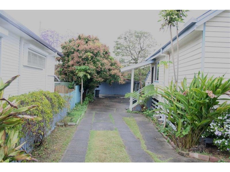 42  Lancelot Street, Tennyson QLD 4105