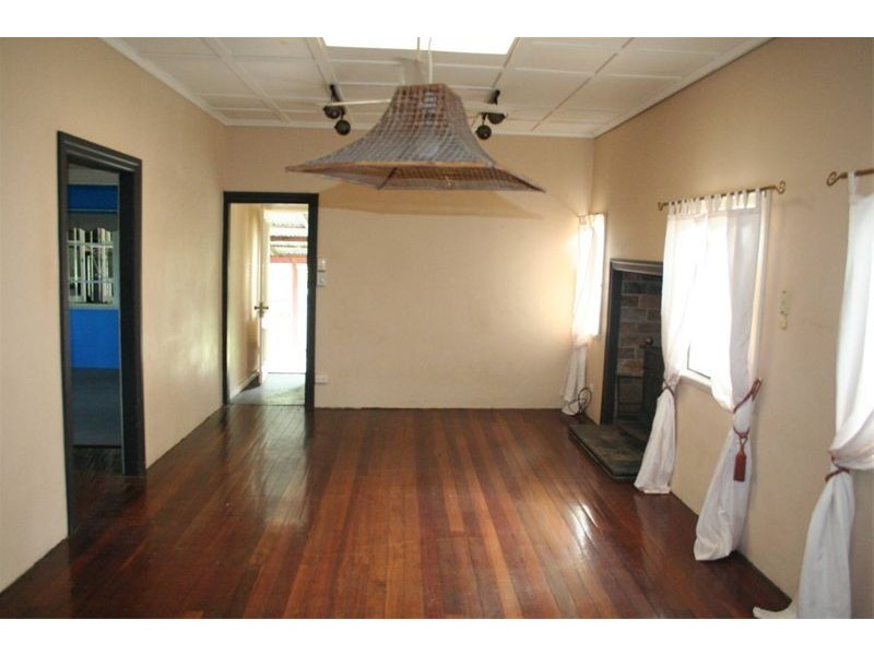 40  Kingsgate Street, Oxley QLD 4075