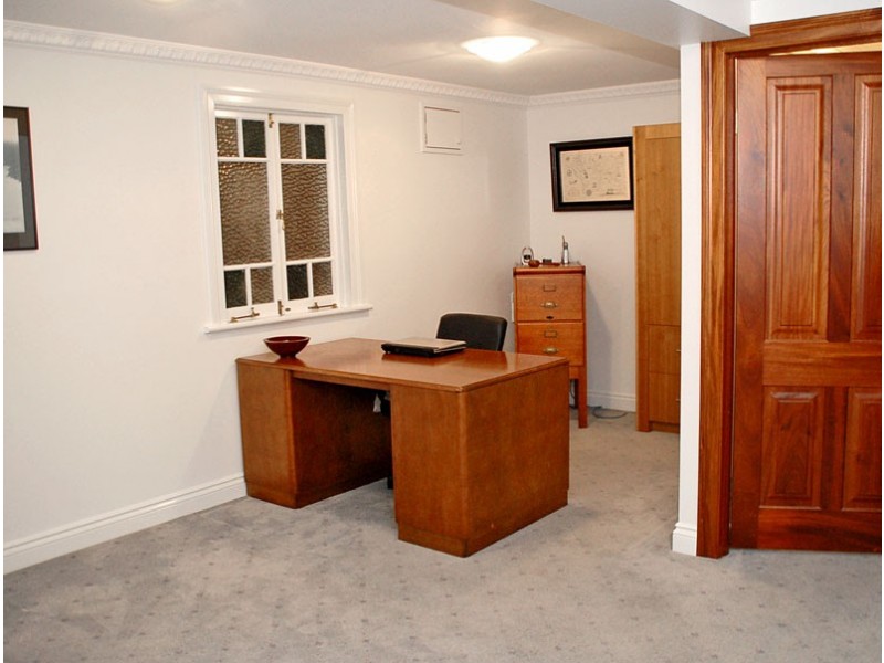 23 Verney Road West, Graceville QLD 4075