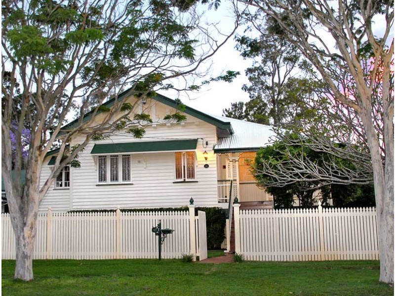 23 Verney Road West, Graceville QLD 4075