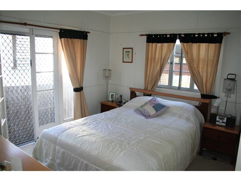 53A  Camelot Street, Tennyson QLD 4105